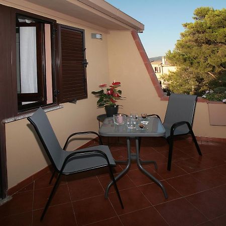 Oliver'S House Sardinia Apartment Flumini di Quartu Bagian luar foto